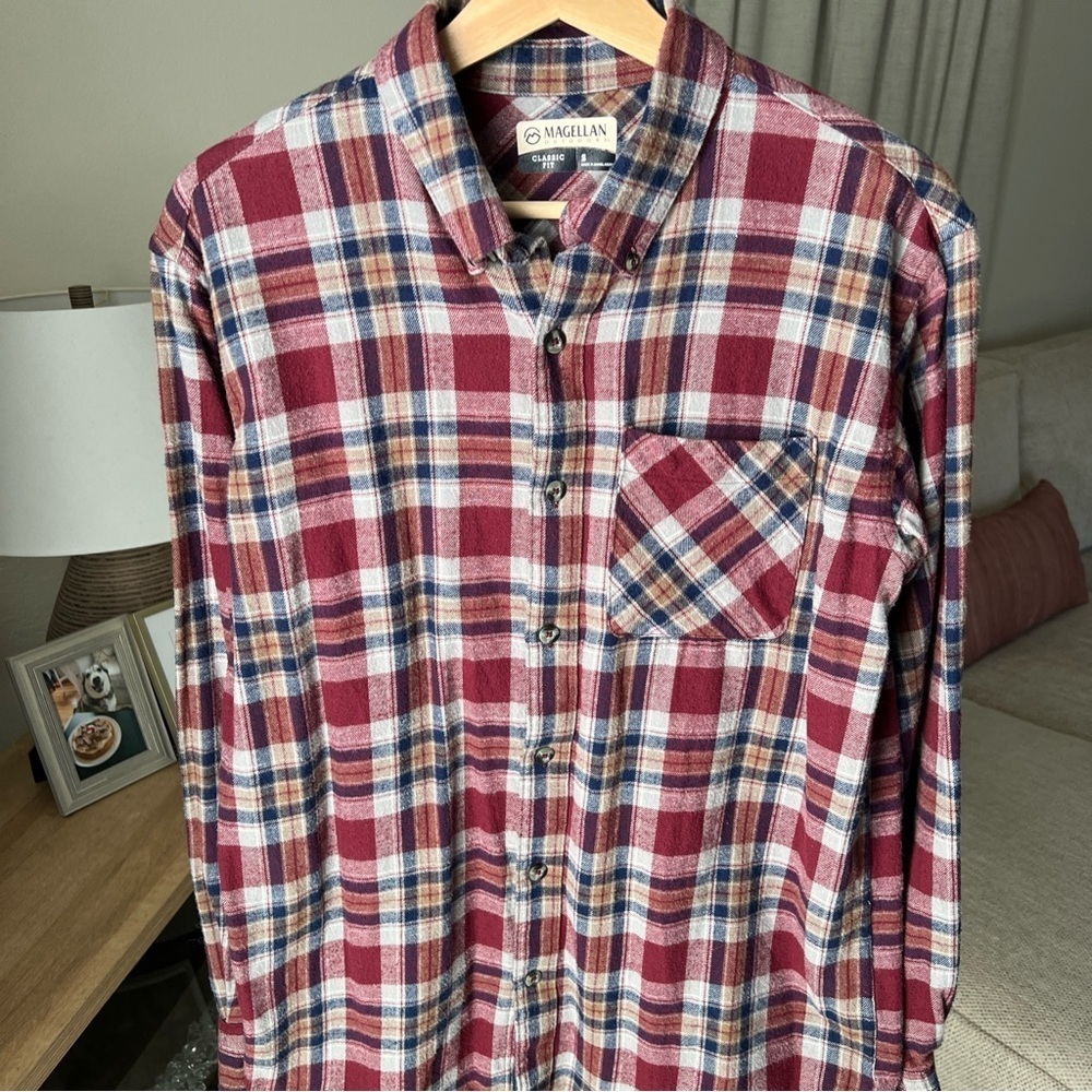 Magellan Mens Classic Maroon Plaid 100% Cotton Flannel Longsleeve Button Up Sz S